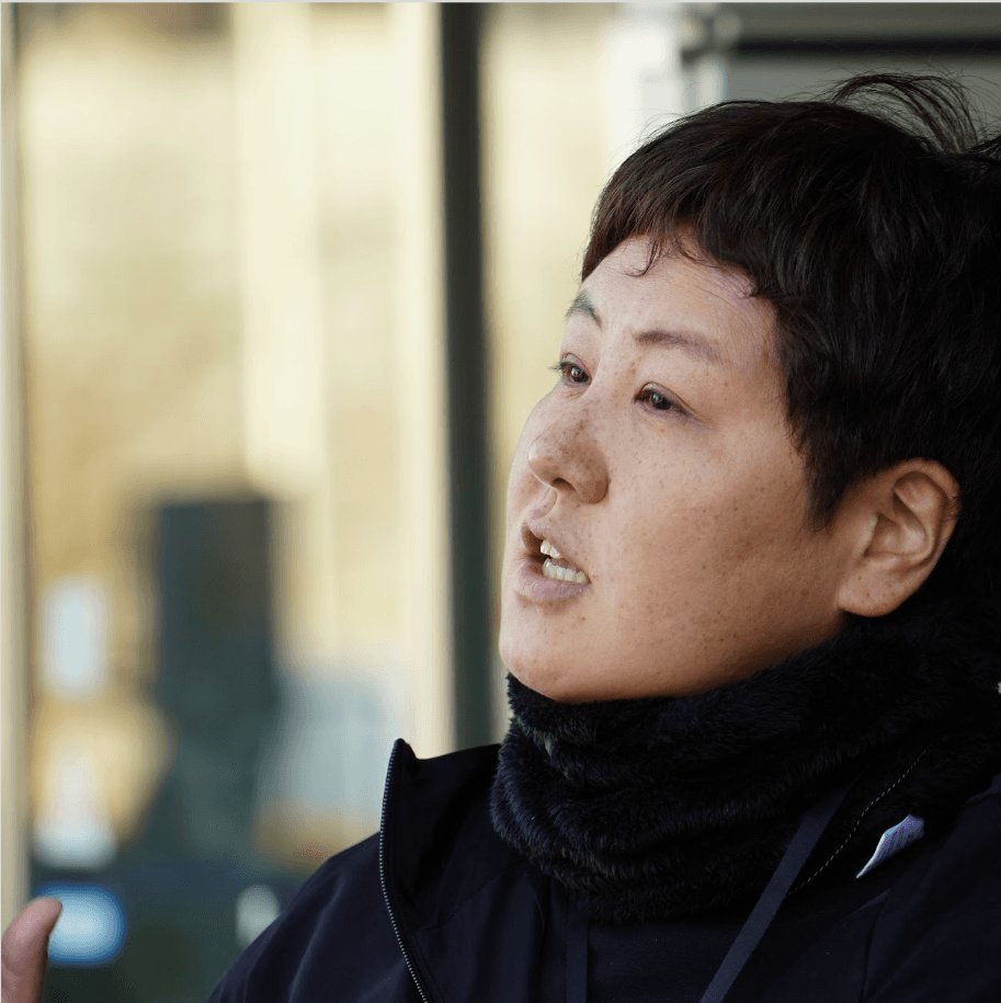 綾部文香さん